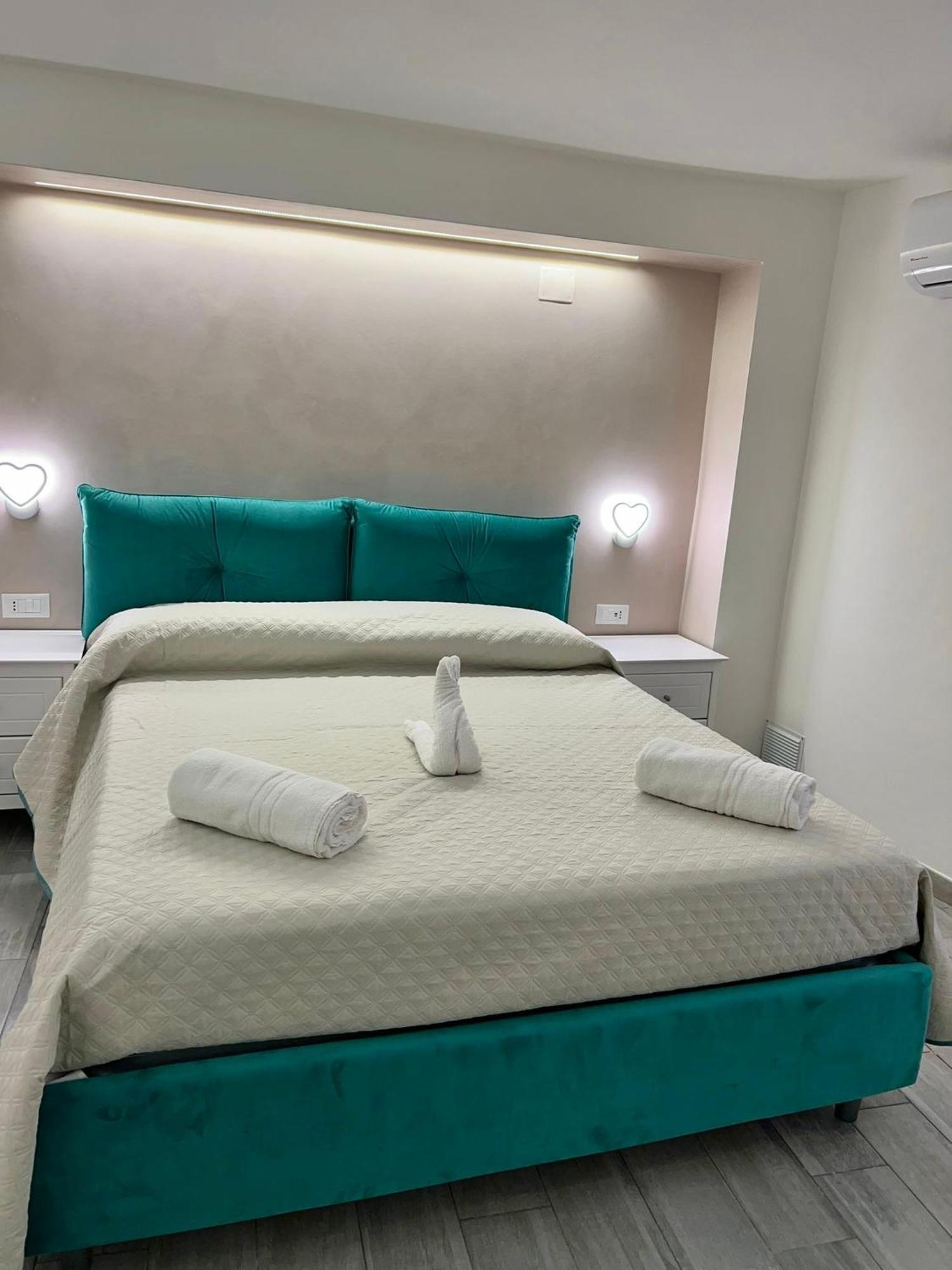 Costa Degli Dei Rooms 피조 외부 사진