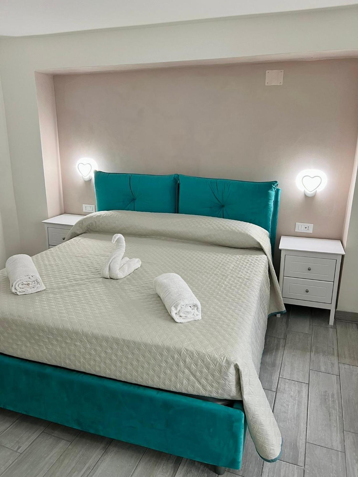 Costa Degli Dei Rooms 피조 외부 사진